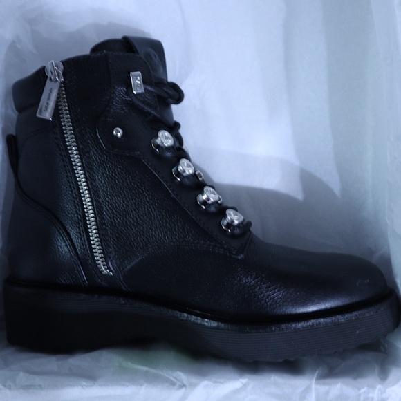 NWT Michael Kors Trudy Embellished Leather Boot - Picture 11 of 13